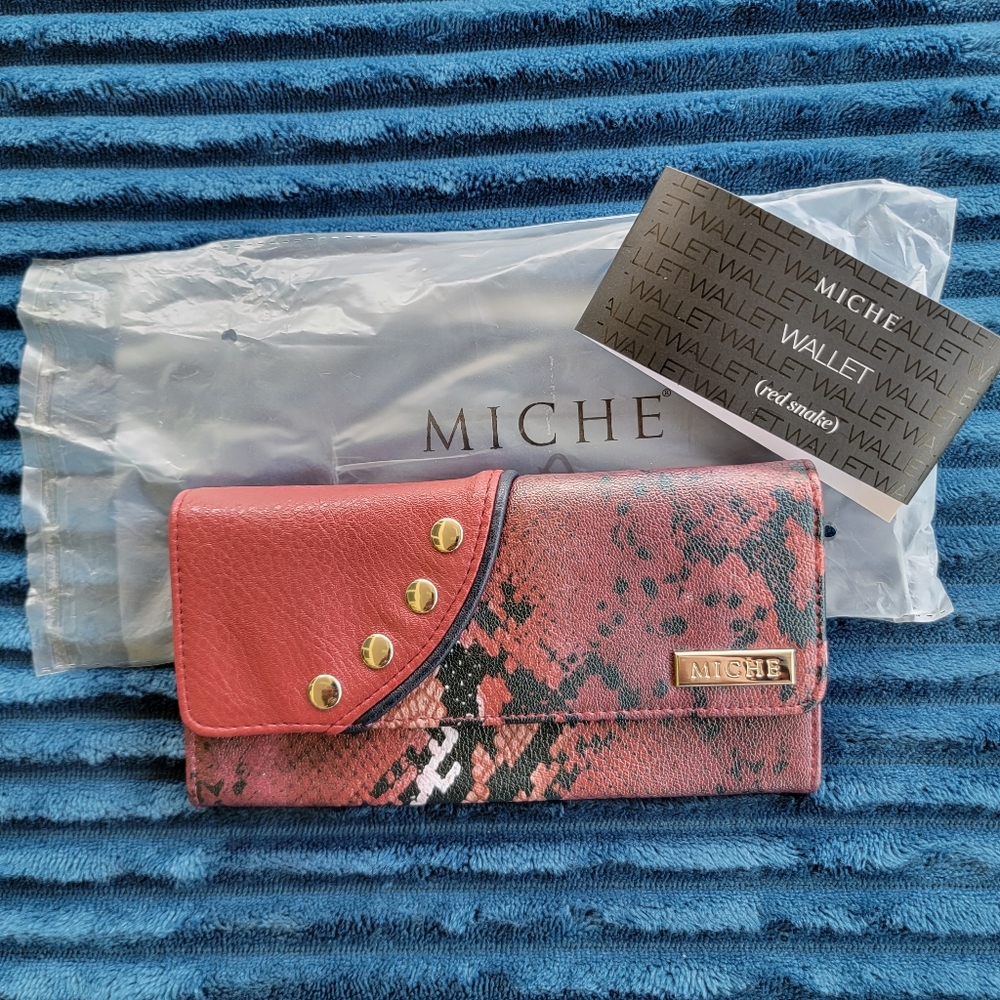 Miche Red Snake Wallet - Picture 2 of 4